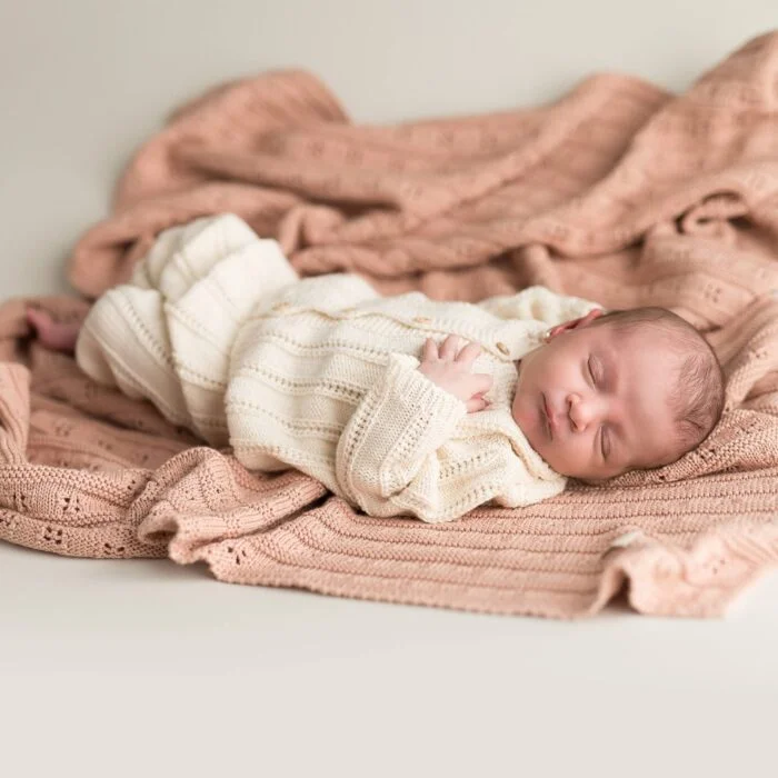 f5efdbaad850b6b74f4dff598512ac735e88177414fb1bb6855222836b4d56ea-scaled