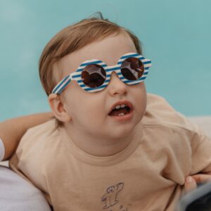 Gafas de sol bebé 24-36 meses Suavinex Studio Collection lifestyle 1